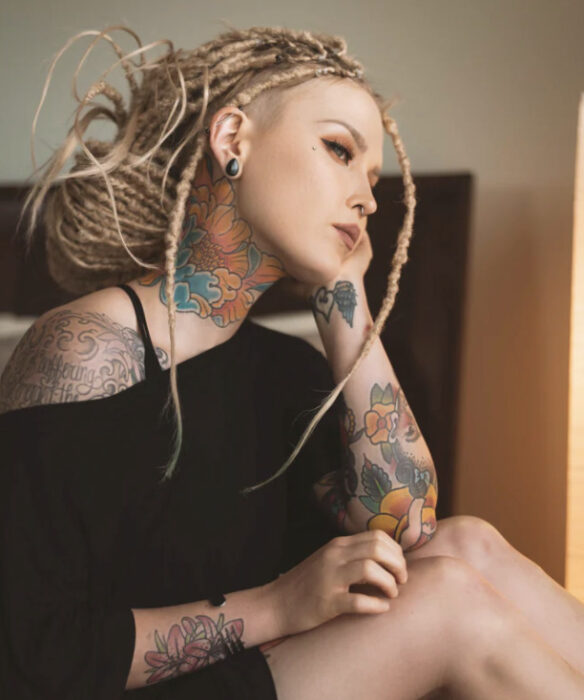タトゥー を 入れる 女 の 心理